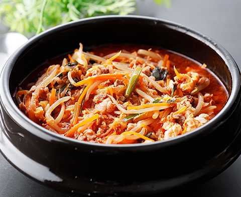 は スープ ユッケ ジャン と ユッケジャン・コムタンミヨックッ・プゴクが手軽に味わえる～フリーズドライの韓国スープ